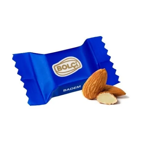 BÜYÜK BADEM DOLGULU SÜTLÜ ÇİKOLATALI FANCY KÜP (LACİVERT) 500 g