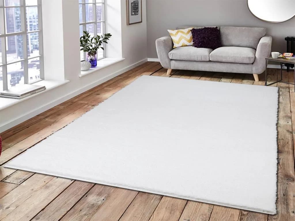 Yumuşak Düz Optik Beyaz Dikdörtgen Halı 150x230cm