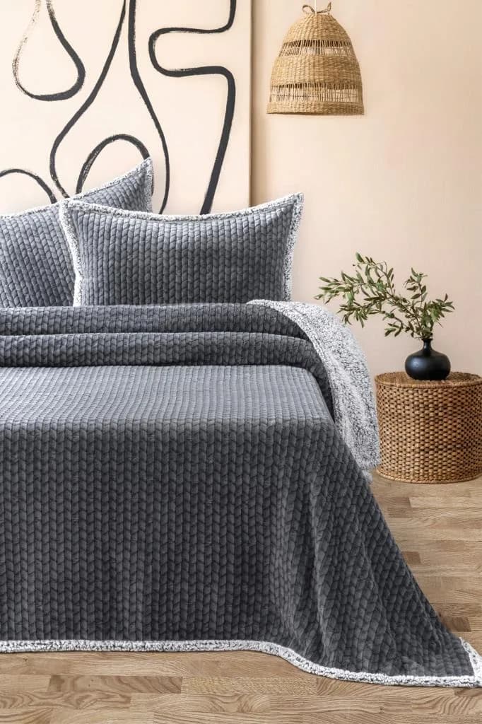 Vera All Day Peluş Çift Kişilik Yatak Örtüsü