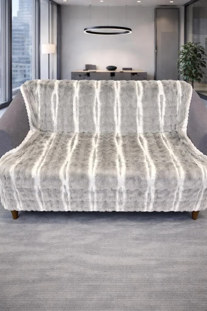 Su Yolu Tavşan Tüyü Kaymaz Tabanlı Koltuk Örtüsü 170x215 Cm