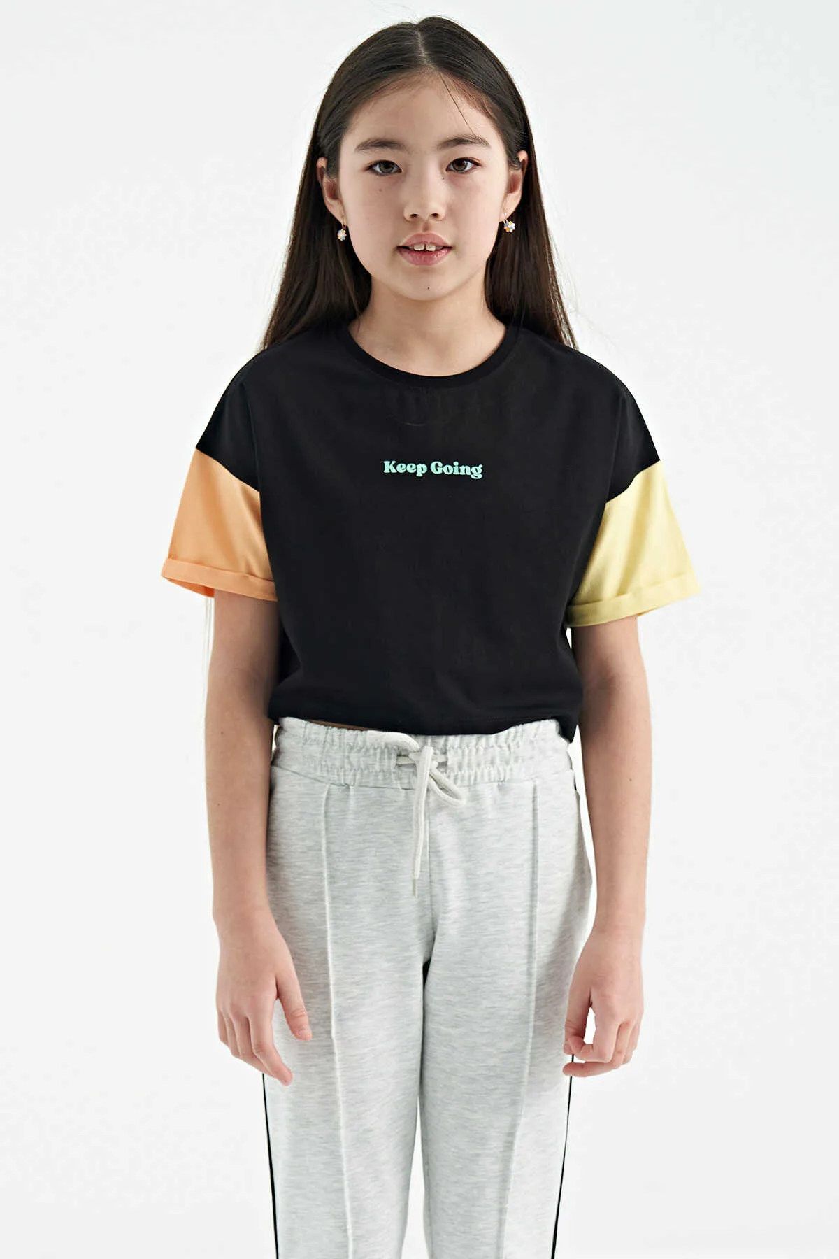 Tommylife Toptan Siyah Yazı Baskılı O Yaka Düşük Omuzlu Oversize Kız Çocuk T-Shirt - 75130 - SİYAH