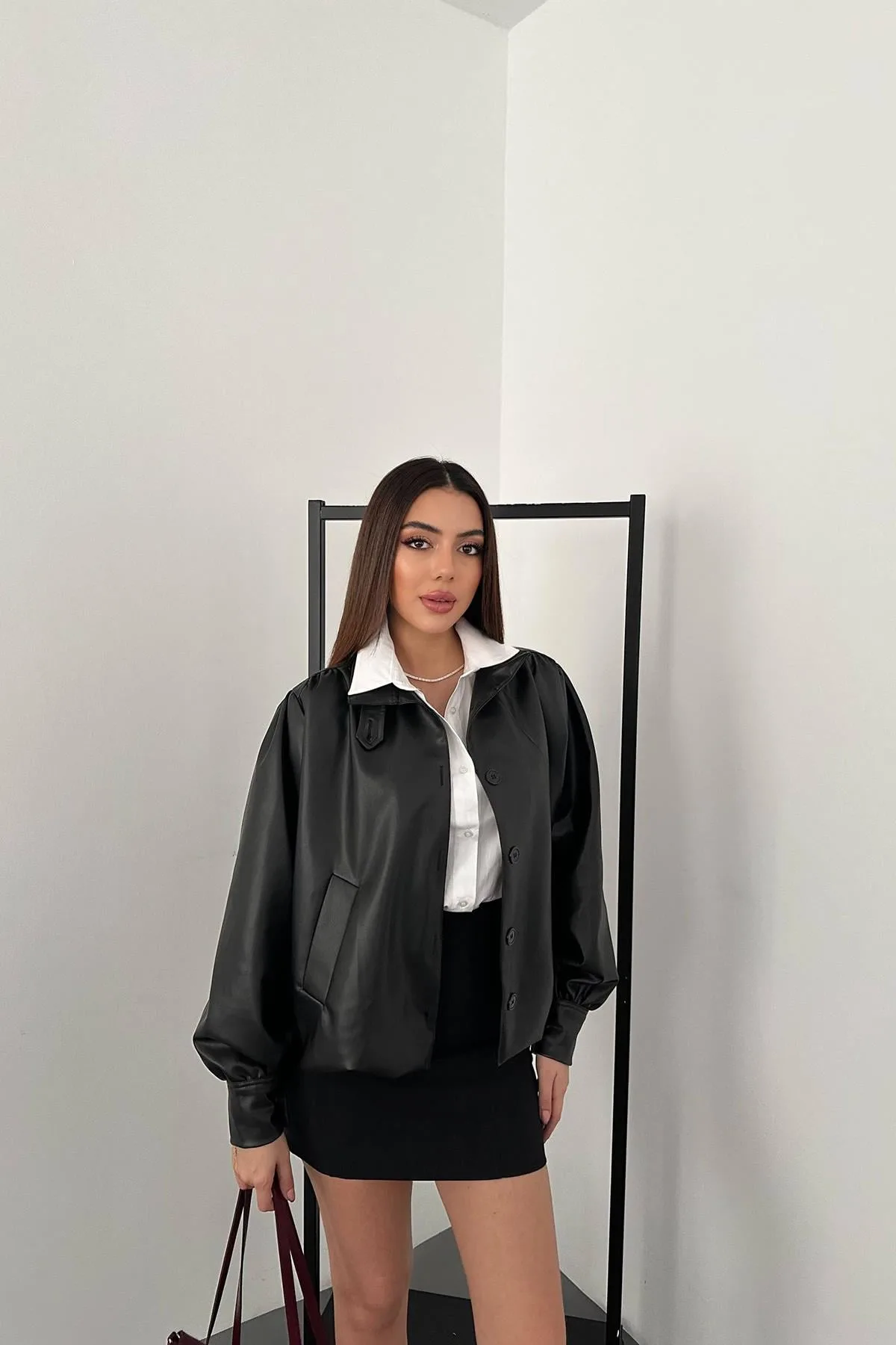 Siyah Düğmeli Deri Ceket - Siyah